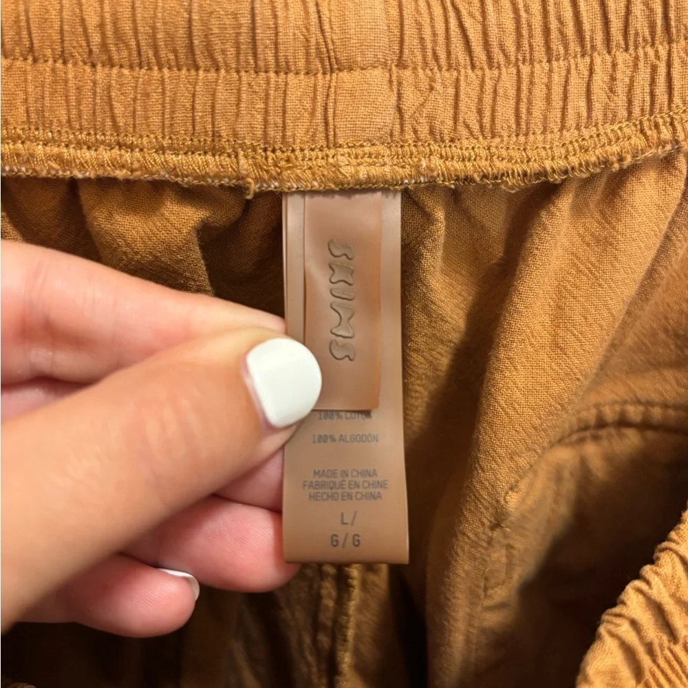 Rare SKIMS by Kim Kardashian Tan Cargo Pants Size Large 100% Cotton - Picture 6 of 9